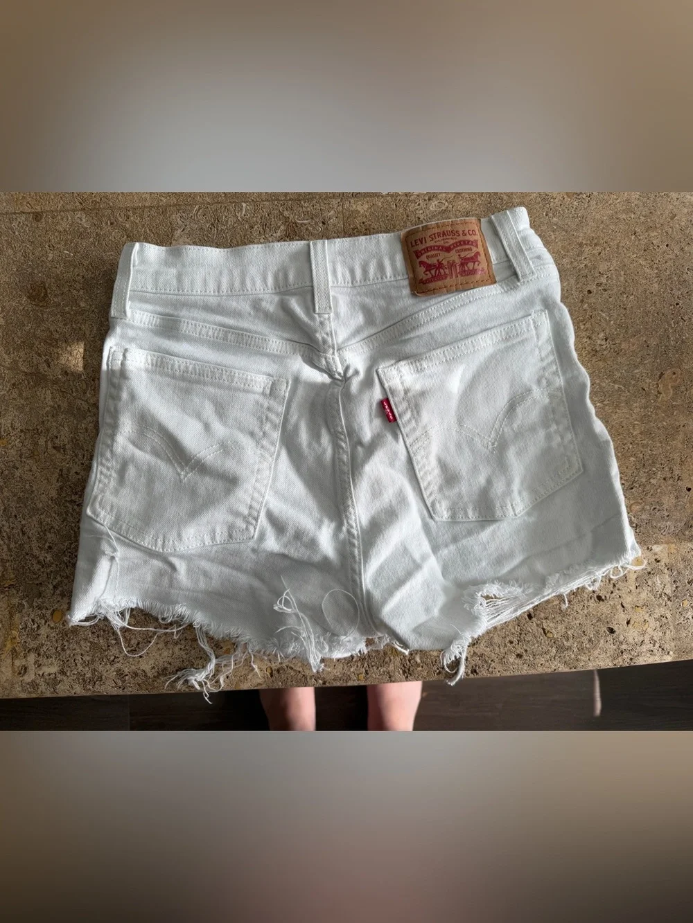 White Distressed Women's Denim Shorts Levi’s